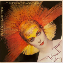 Load image into Gallery viewer, Toyah - Thunder In The Mountains 12&quot; Single
