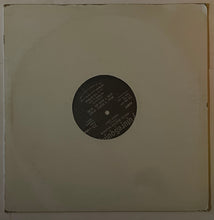 Load image into Gallery viewer, House Master Baldwin Featuring Paris Grey ‎– Don't Lead Me (Remix) 12" Single
