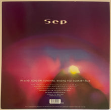 Load image into Gallery viewer, Slowdive - 5 EP 12&quot; Single
