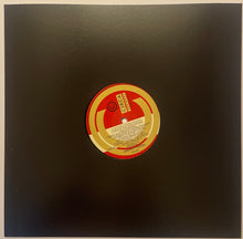 Load image into Gallery viewer, Neneh Cherry - Manchild 12" Single
